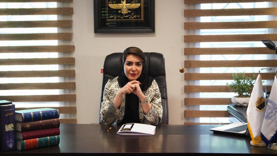 مونا ترابی